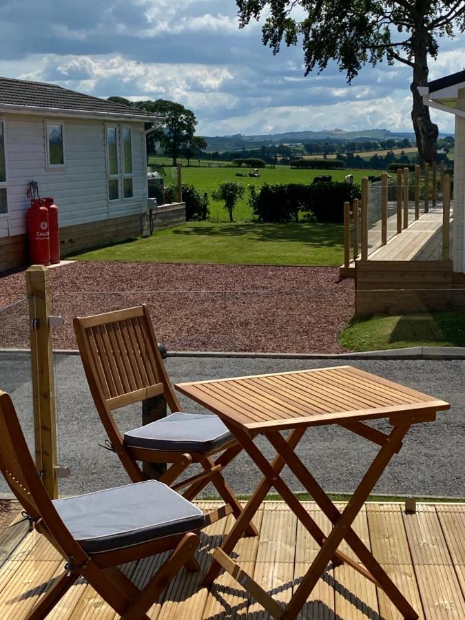 Serenity Holiday Home Not For Use By Contractors Penrith Esterno foto